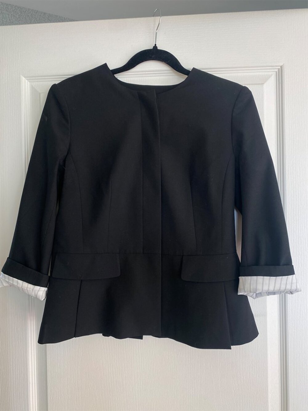Ann Taylor Black Peplum Blazer Size 8